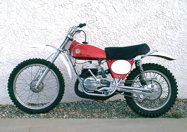 Bultaco Pursang M117